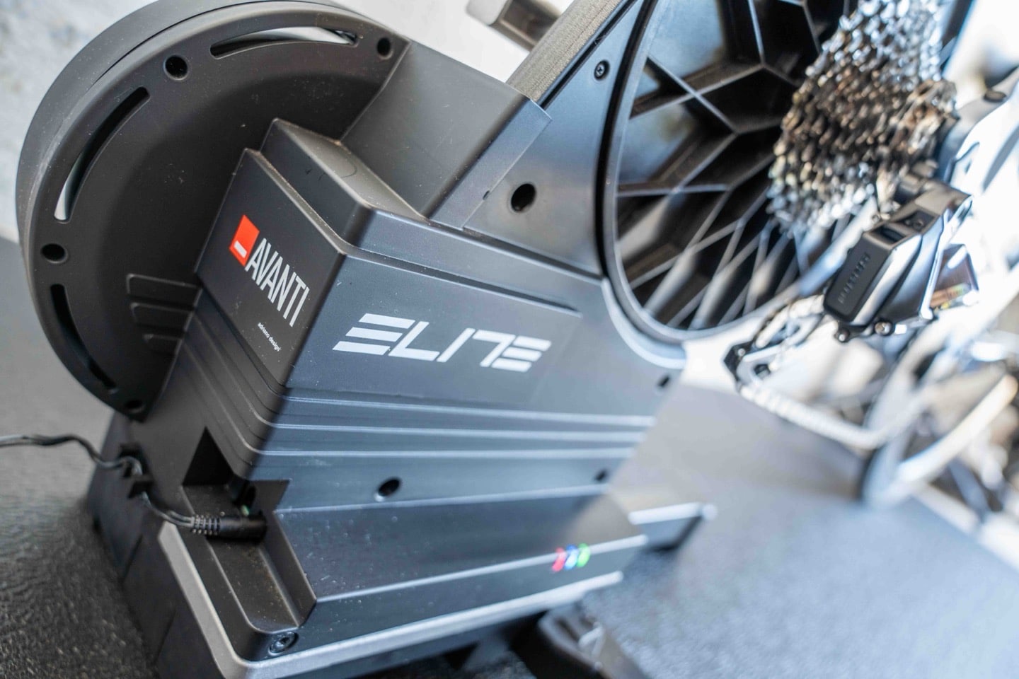 avis elite avanti