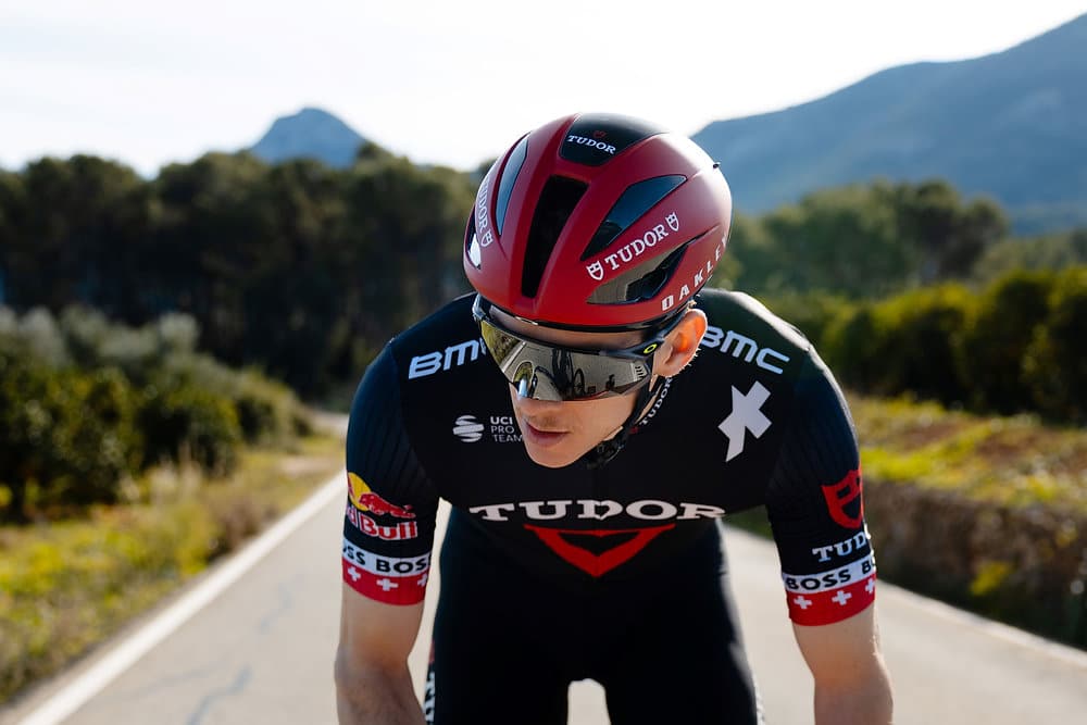 oakley mach test